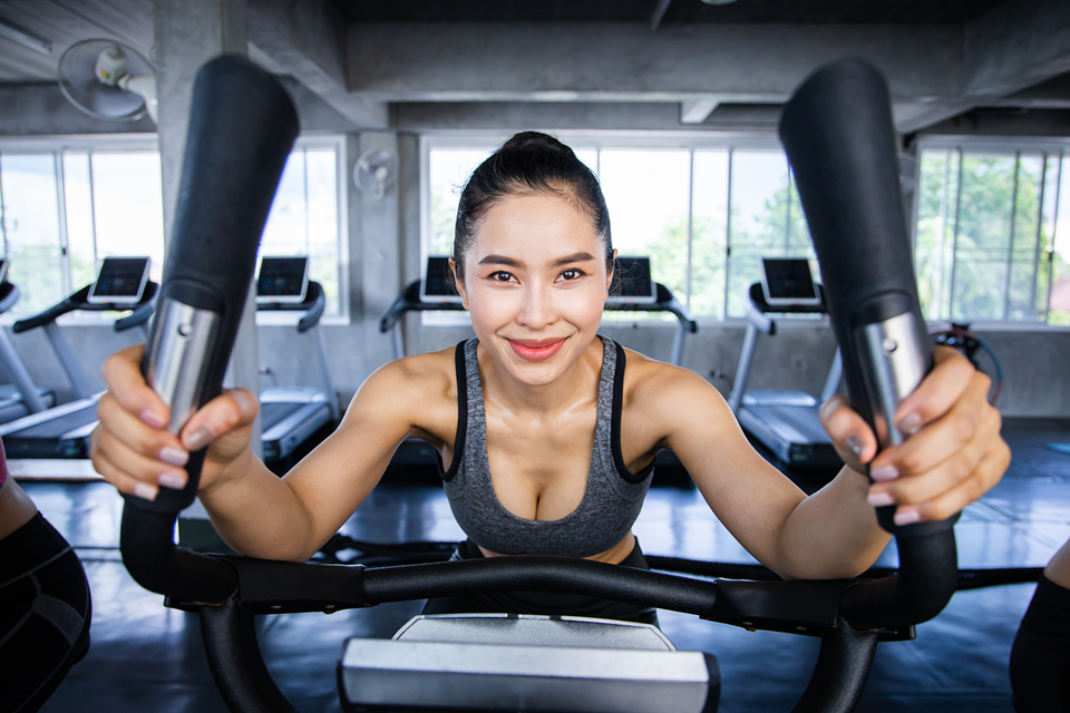 woman on a spin cycle machine